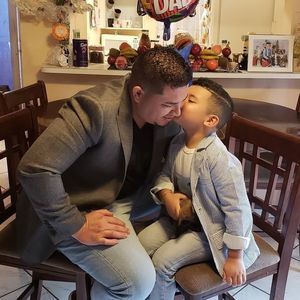 Meet your Posher, Robert